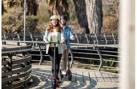 Hulajnoga Elektryczna Segway Ninebot D28D Światła 300W 7,65Ah 20km/h IPX5 - 8