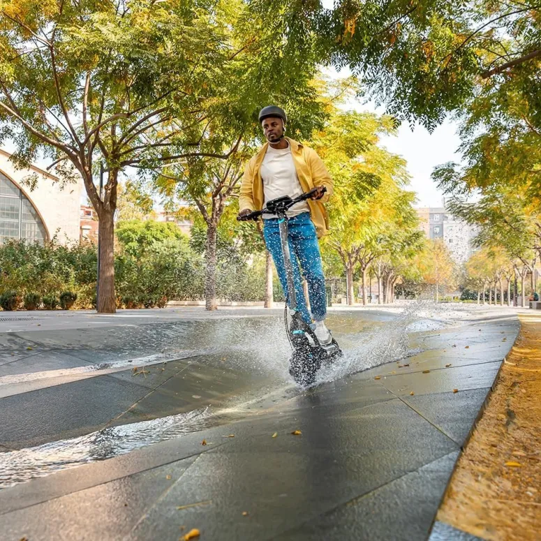 Hulajnoga Elektryczna Cecotec Elektroroller Bongo 1500W 120kg Zasięg 60km