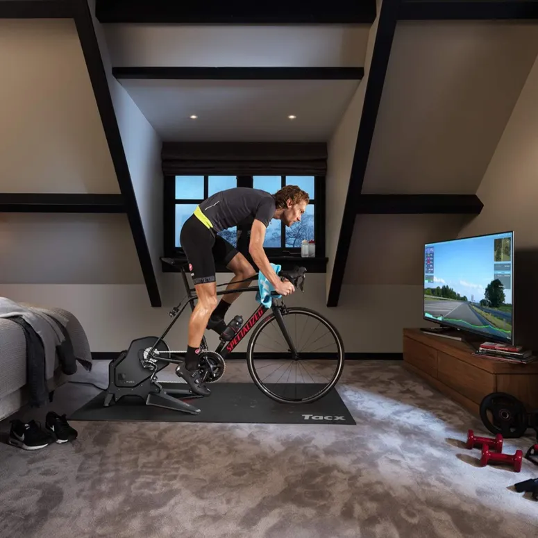 Trenażer Rowerowy GARMIN Tacx FLUX S Smart T2900S 1500W Max 125kg