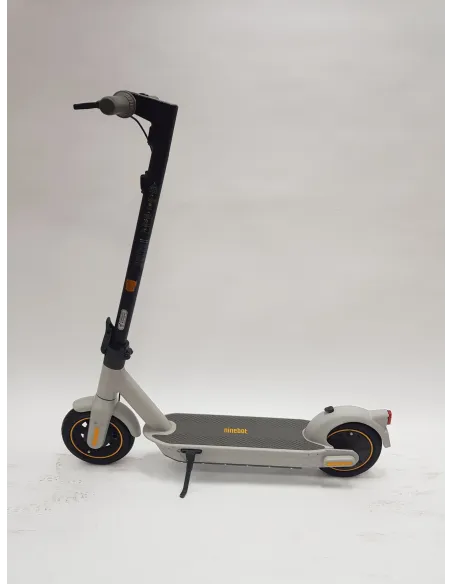 Hulajnoga Elektryczna Segway Ninebot KickScooter MAX G30LD 20 km/h 350W