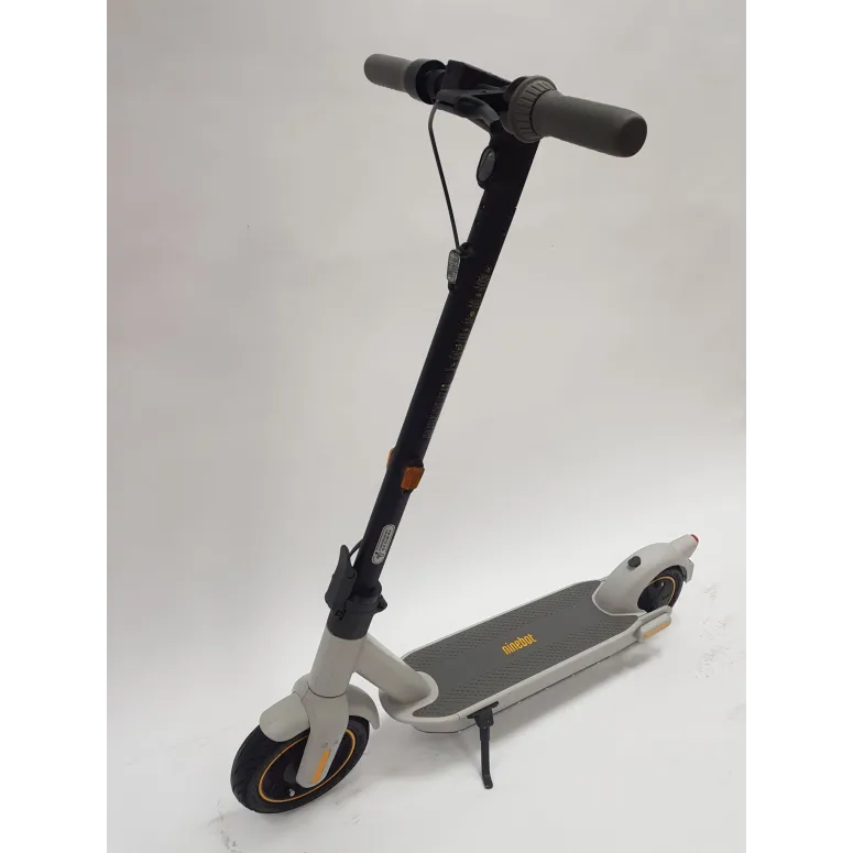 Hulajnoga Elektryczna Segway Ninebot KickScooter MAX G30LD 20 km/h 350W