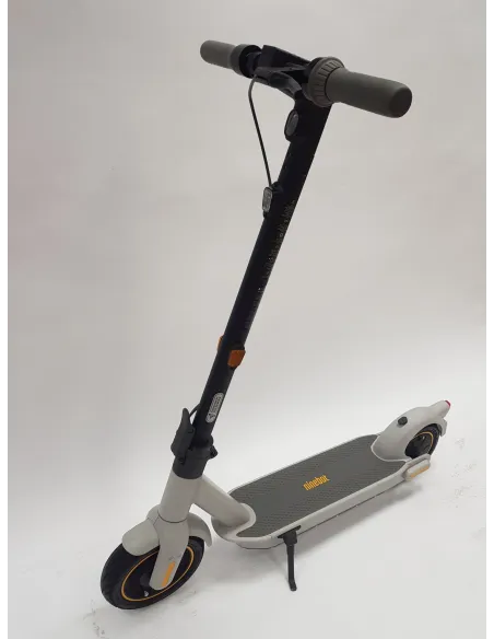 Hulajnoga Elektryczna Segway Ninebot KickScooter MAX G30LD 20 km/h 350W