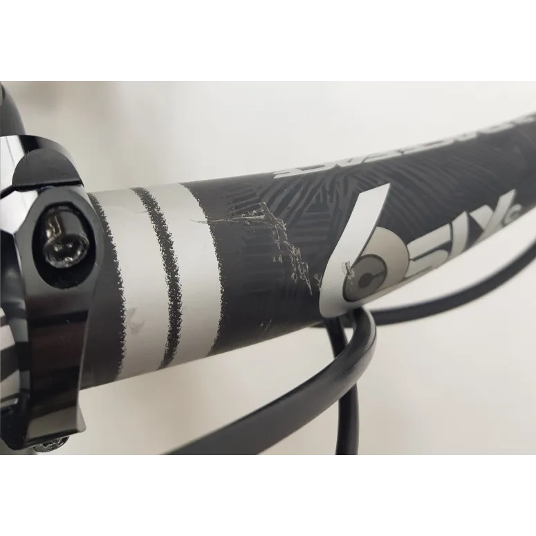 Rower Votec VE Elite 27,5 RockShox 180 Sram Magura