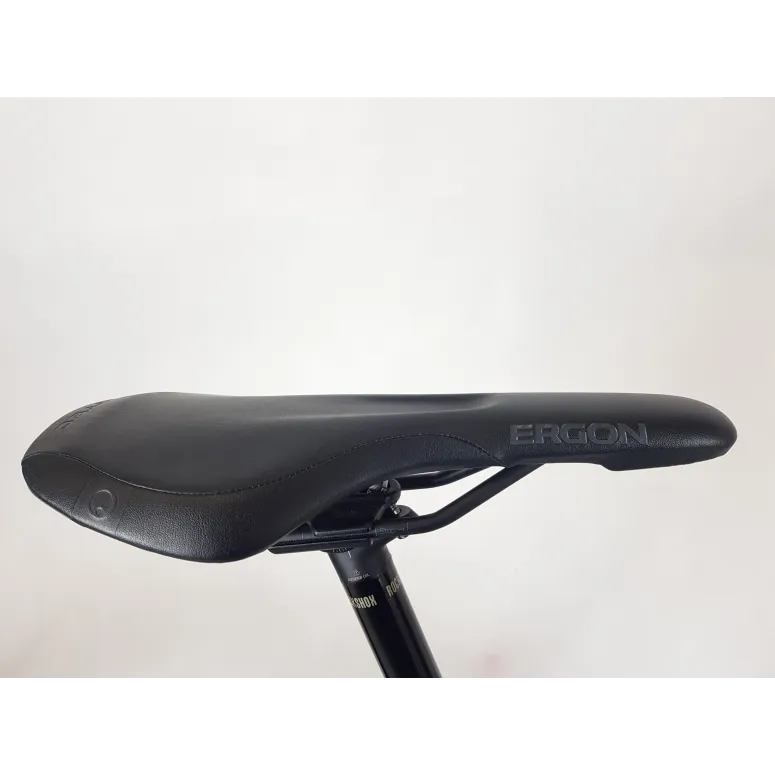 Rower Votec VE Elite 27,5 RockShox 180 Sram Magura