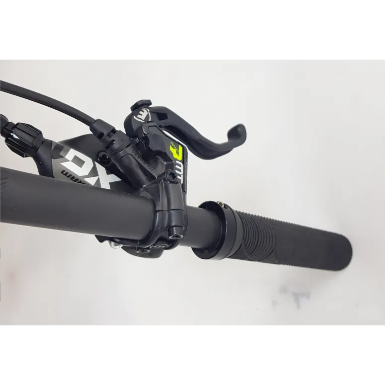 Rower Votec VE Elite 27,5 RockShox 180 Sram Magura