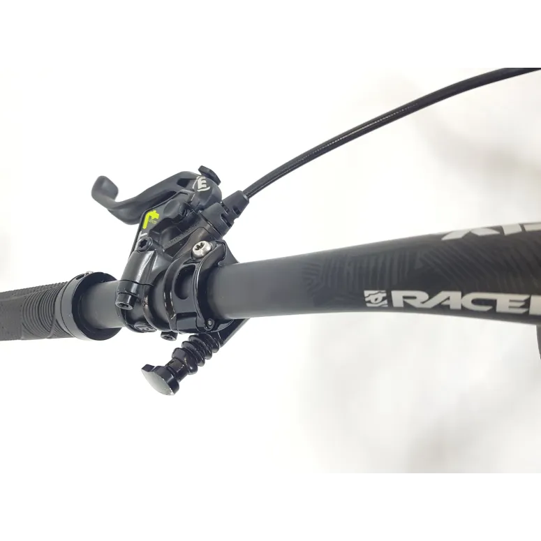 Rower Votec VE Elite 27,5 RockShox 180 Sram Magura