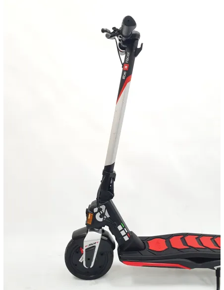 Hulajnoga Elektryczna APRILIA ESR1 10" 350W 20km 7.8Ah Tempomat Tarczowy