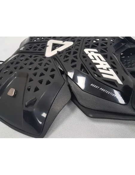 Osłona Klatki Piersiowej Leatt Buzer Chest Protector 1.5 Lekka Czarny