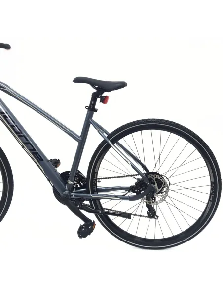 Rower Damski Trekkingowy 28 Aluminium Tarcze Cyngle Stopka Światła Dzwonek