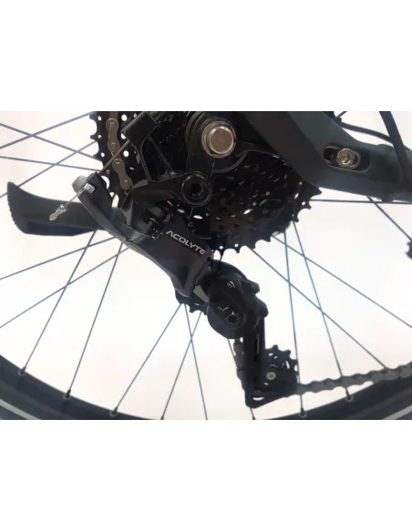 Elektryczny Rower Trekkingowy HEAD 28 Alu Hydraulika Cyngle 250W Światła