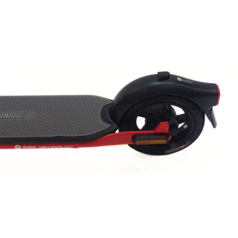 Hulajnoga Elektryczna Segway Ninebot D28D Światła 300W 7,65Ah 20km/h IPX5