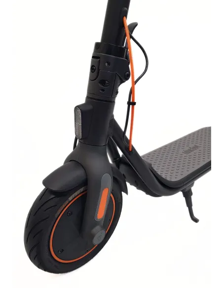 Elektryczna Hulajnoga Segway Ninebot KickScooter F40D II 350W 20km/h 10,2Ah