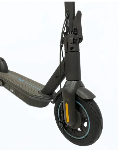 Hulajnoga Elektryczna Segway-Ninebot MAX G30D II 20km/h 350 W Oświetlenie