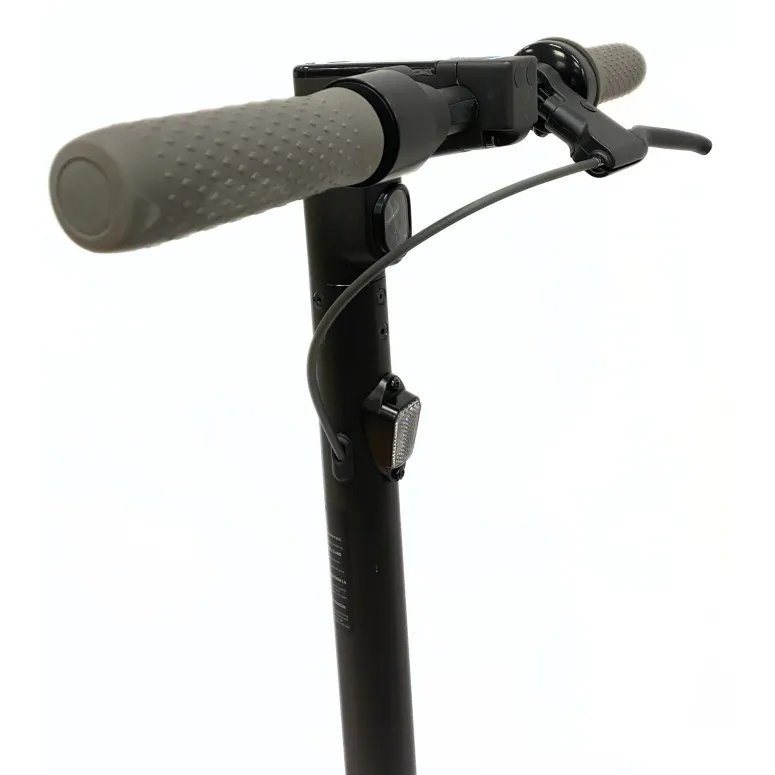 Hulajnoga Elektryczna Segway-Ninebot MAX G30D II 20km/h 350 W Oświetlenie