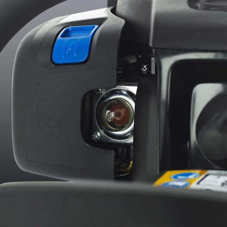 Nożyce Do Żywopłotu Spalinowe Mcculloch Ergolite 6028 Pilarka 0,6 kW 93 dB