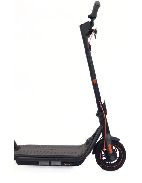 Hulajnoga Elektryczna Segway Ninebot F65I Oświetlenie IPX5 400 W 561 Wh