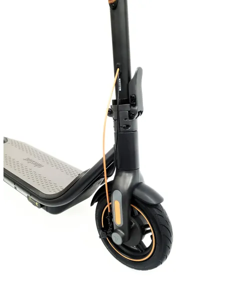 Hulajnoga Elektryczna Segway Ninebot F65I Oświetlenie IPX5 400 W 561 Wh