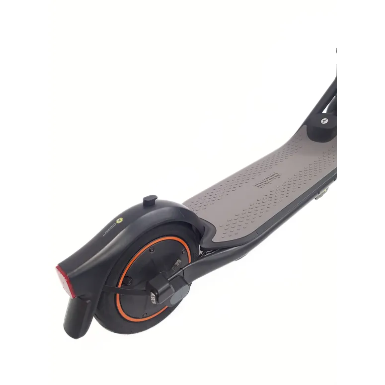 Hulajnoga Elektryczna Segway Ninebot F65I Oświetlenie IPX5 400 W 561 Wh