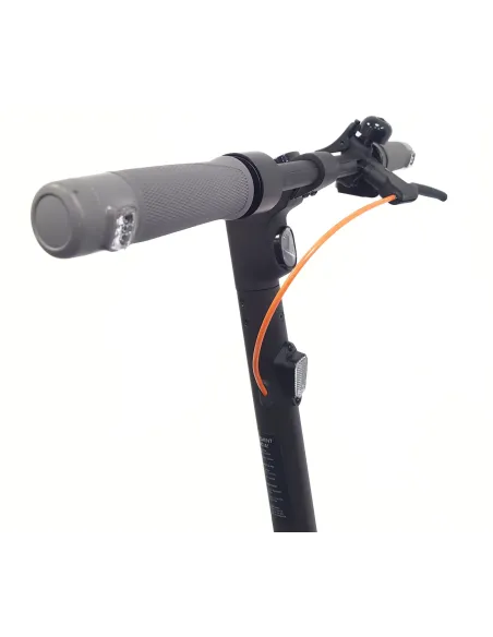 Hulajnoga Elektryczna Segway Ninebot F65I Oświetlenie IPX5 400 W 561 Wh