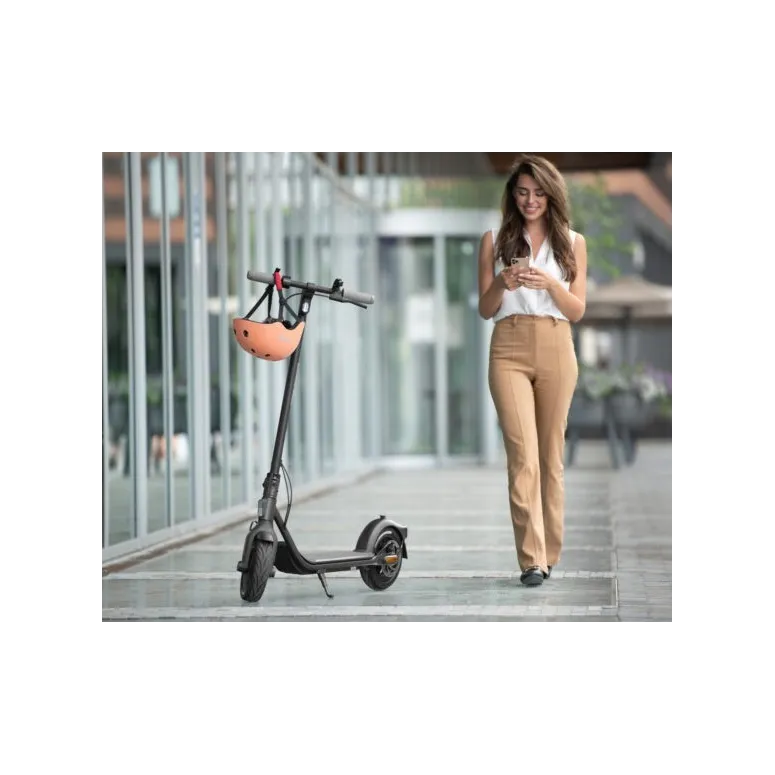 Hulajnoga Elektryczna Segway Ninebot F20D 20km/h 10 cali 5.1Ah IPX5 Światła