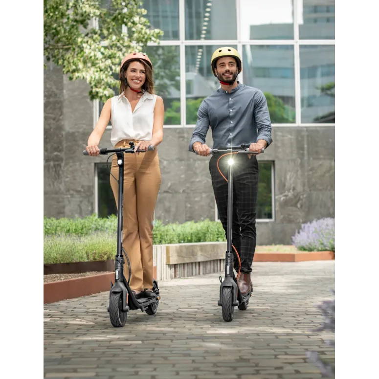 Hulajnoga Elektryczna Segway Ninebot F20D 20km/h 10 cali 5.1Ah IPX5 Światła