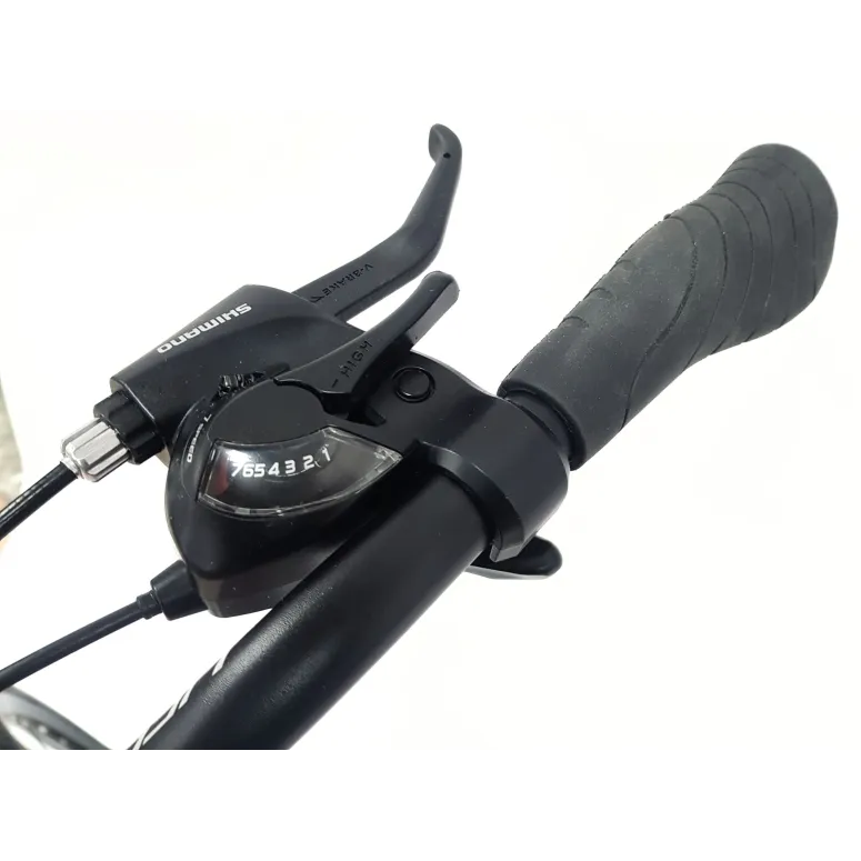 Rower Trekkingowy 28 Aluminium Damski Cyngle Tarcze Dzwonek Światła Stopka