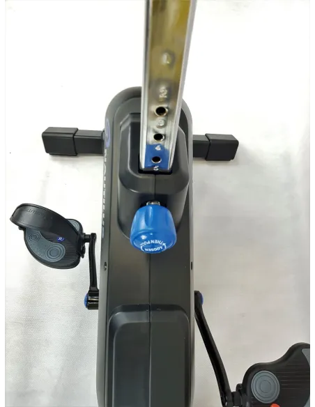 Rower Stacjonarny Nautilus U627 LCD Port USB 150KG