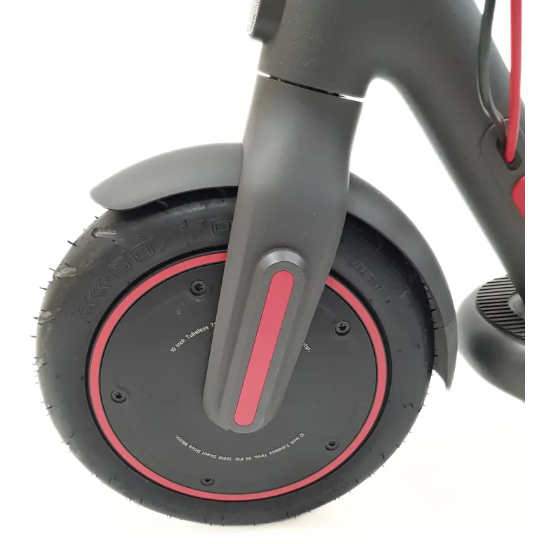 Hulajnoga Elektryczna Xiaomi Electric Scooter 4 Pro 350 W eABS IPX4 Światła