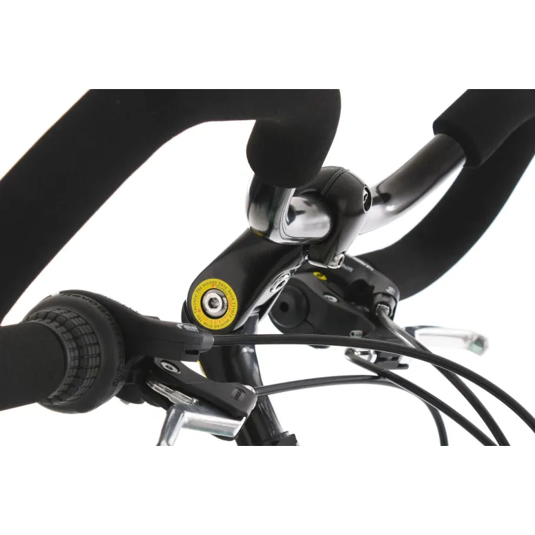 Niemiecki Rower Trekkingowy 28 Uniwersalny 21 biegów Oświetlenie Bagażnik