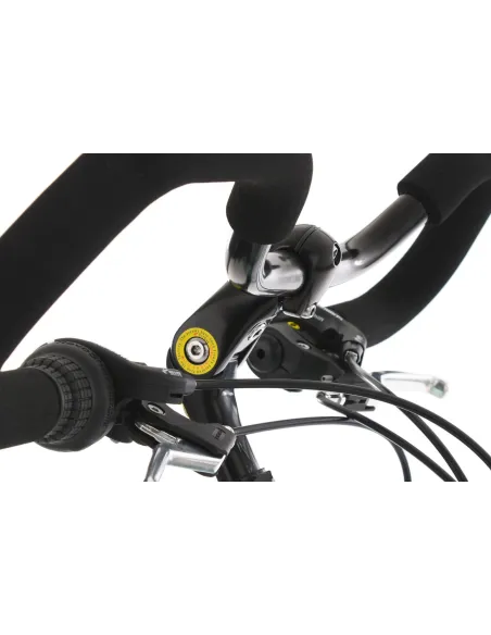 Niemiecki Rower Trekkingowy 28 Uniwersalny 21 biegów Oświetlenie Bagażnik