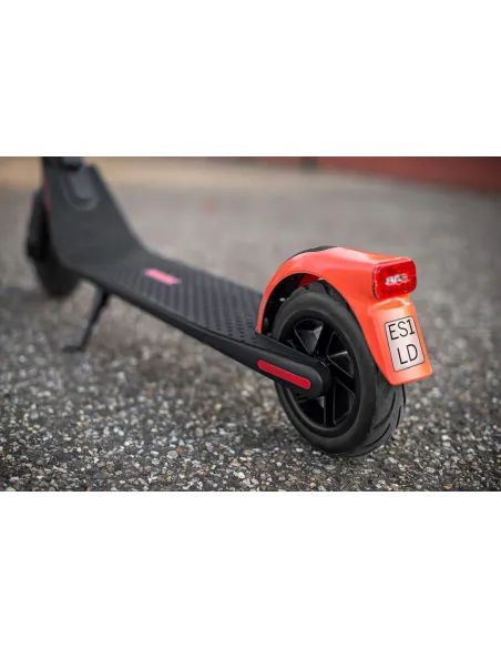 Hulajnoga Elektryczna Segway Ninebot ES1LD 250W 20km/h IPX4 Światła 3 Tryby