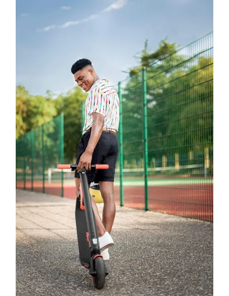 Hulajnoga Elektryczna Segway Ninebot ES1LD 250W 20km/h IPX4 Światła 3 Tryby