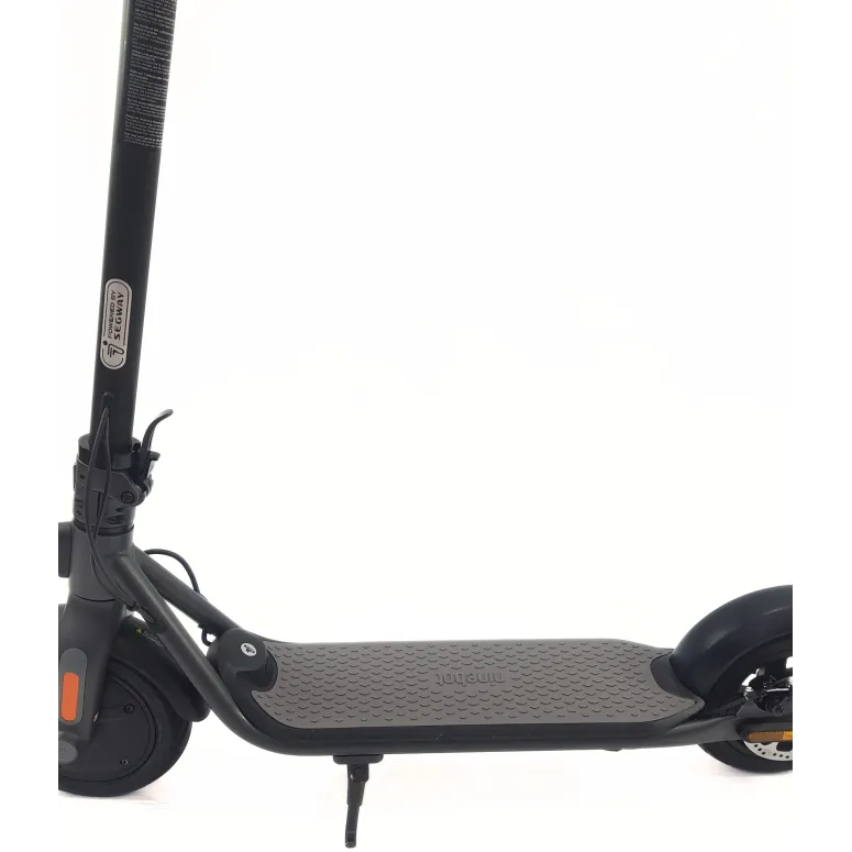 Hulajnoga Elektryczna Segway Ninebot F20D 20km/h IPX5 10 cali 5.1Ah Światła