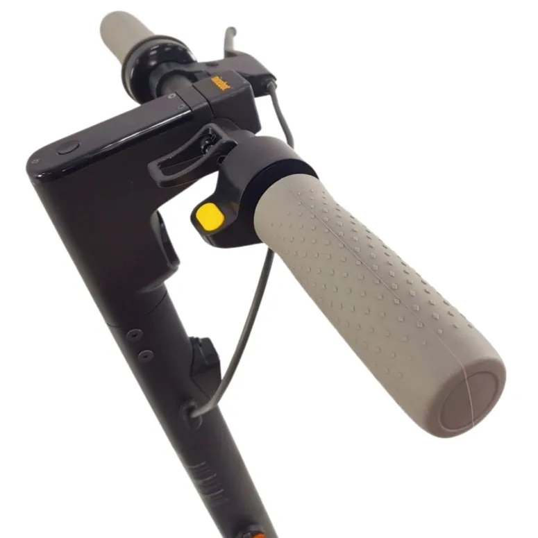 Hulajnoga Elektryczna Segway-Ninebot MAX G30LD 350 W Zasięg 40km 10" 367 Wh