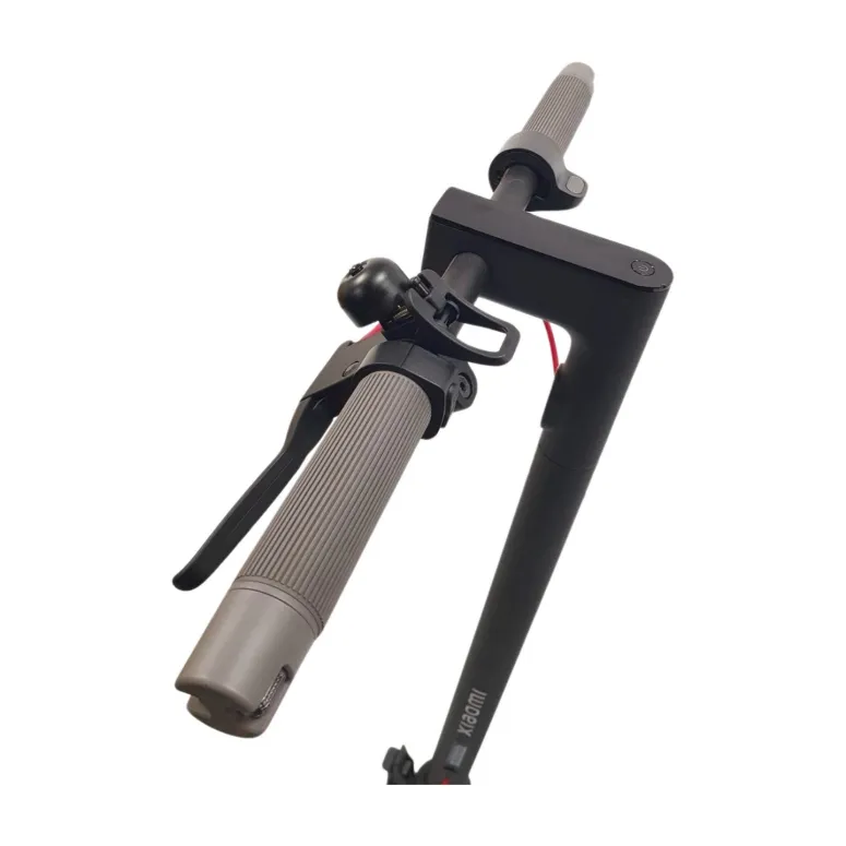 Hulajnoga Elektryczna Xiaomi Electric Scooter 4 300W Zasięg 35km 7.65Ah 10"