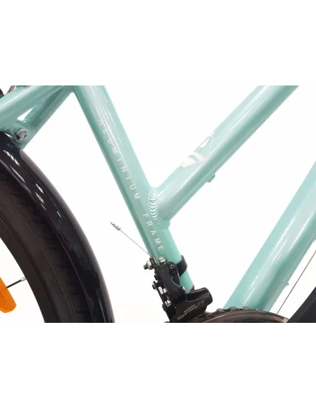 Rower Trekkingowy Damski 28 Aluminium Błotniki Odblaski Dzwonek Bagażnik