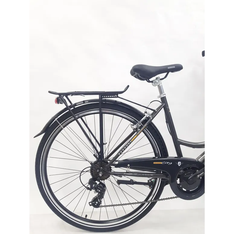 Rower Miejski Damski 28 Koszyk Damka Oświetlenie Dynamo Bagażnik Dzwonek