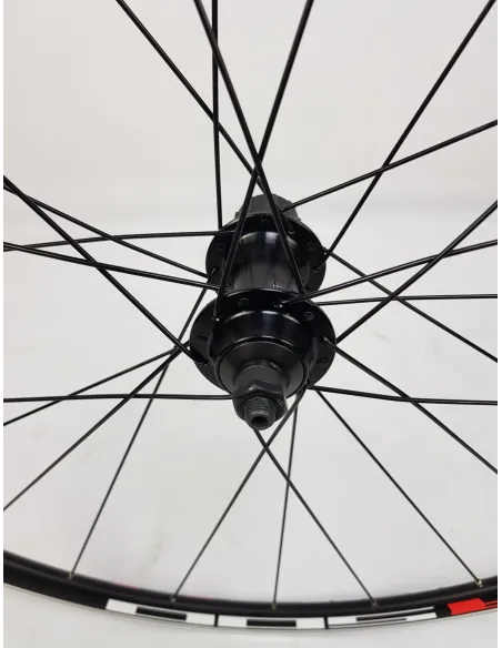 Zestaw Kół Rowerowych Shimano Tiagra WH-R501 28 Szosowe 15mm Shimano/SRAM