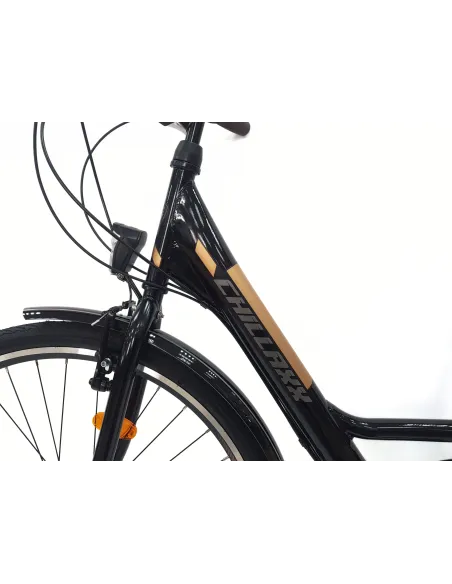 Rower Miejski Uniwersalny 28 Oświetlenie Dzwonek 21 Biegów Stopka Bagażnik