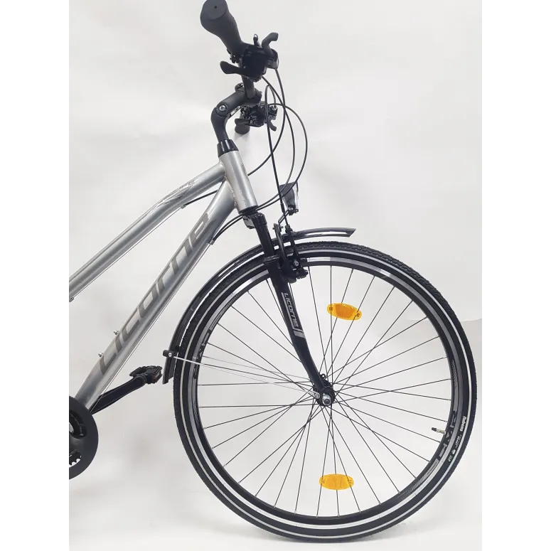 Rower Trekkingowy Uniwersalny 28 Cyngle 21 Biegów Bagażnik Światła Dzwonek