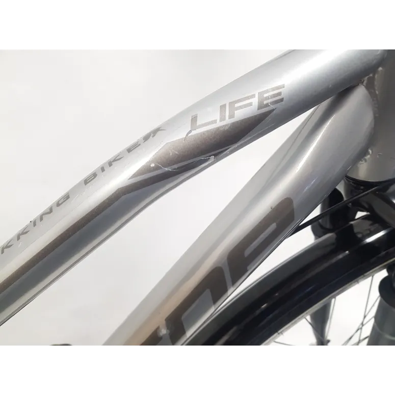 Rower Trekkingowy Uniwersalny 28 Cyngle 21 Biegów Bagażnik Światła Dzwonek