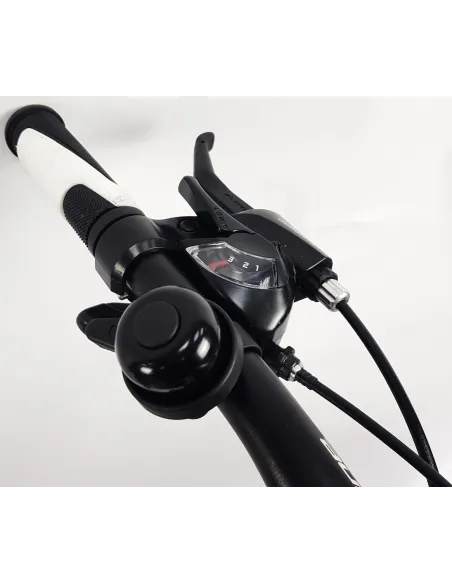 Rower Górski Uniwersalny 27,5 ALU Tarcze Amory Cyngle 21 Biegów Oświetlenie