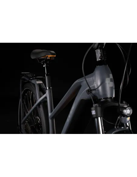 Elektryczny Cube Pro 625 Deore Hydraulika 150 km