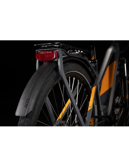 Elektryczny Cube Pro 625 Deore Hydraulika 150 km