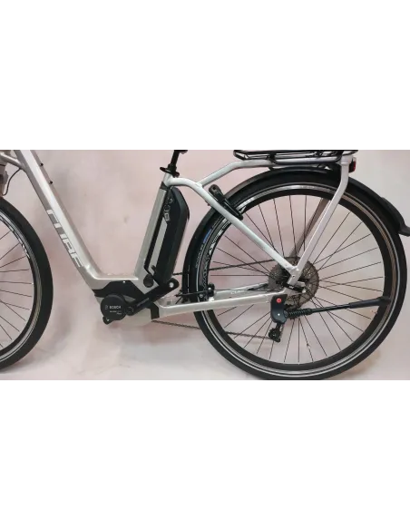 Rower Elektryczny 28 Cube Town Hybrid SL 500 Bagażnik 10 Biegów Aluminium