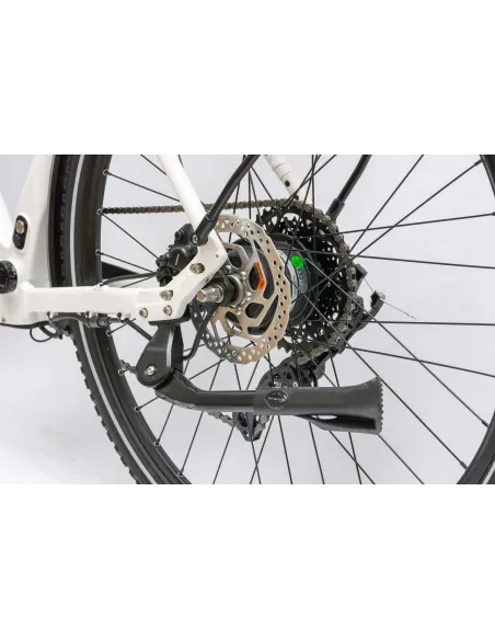 Rower Elektryczny Męski Trekkingowy 28 HEAD 250W Bafang Hydraulika Lekki