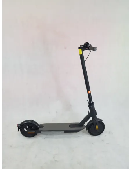 Hulajnoga Xiaomi Mi Electric Scooter Essential 8,5