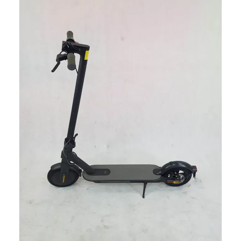 Hulajnoga Xiaomi Mi Electric Scooter Essential 8,5