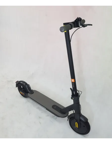 Hulajnoga Xiaomi Mi Electric Scooter Essential 8,5