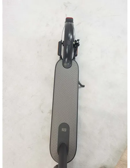 Hulajnoga Xiaomi Mi Electric Scooter Essential 8,5